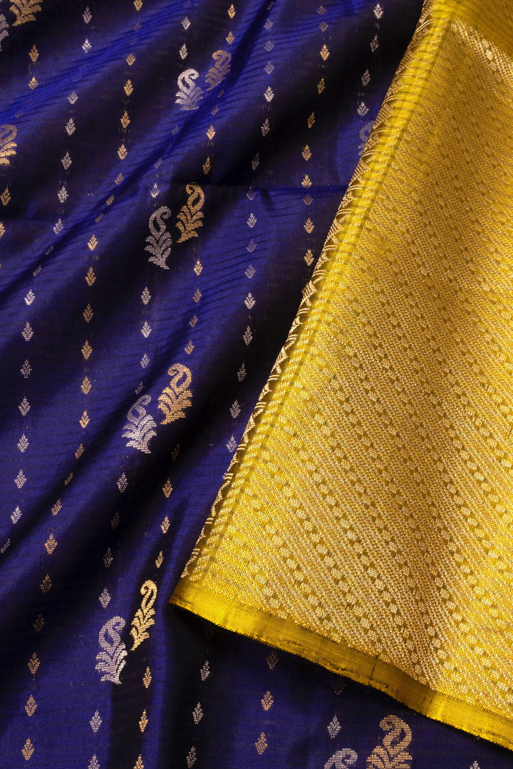 Dark Blue Handloom Kanjivaram Soft Silk Saree 10073918