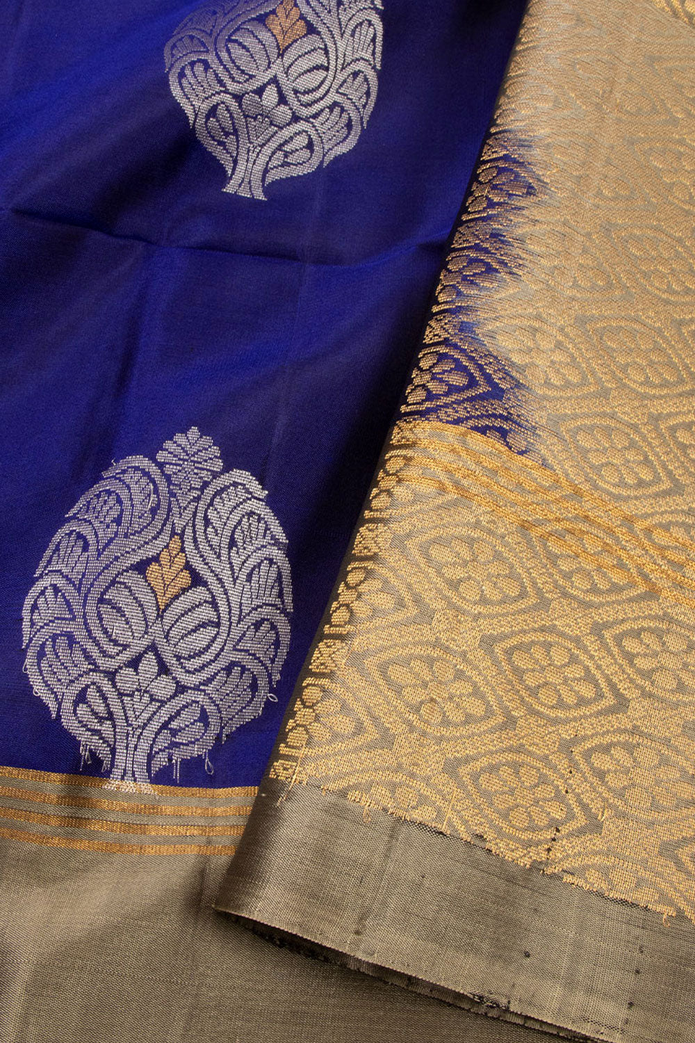 Blue Handloom Kanjivaram Soft Silk Saree 10073926