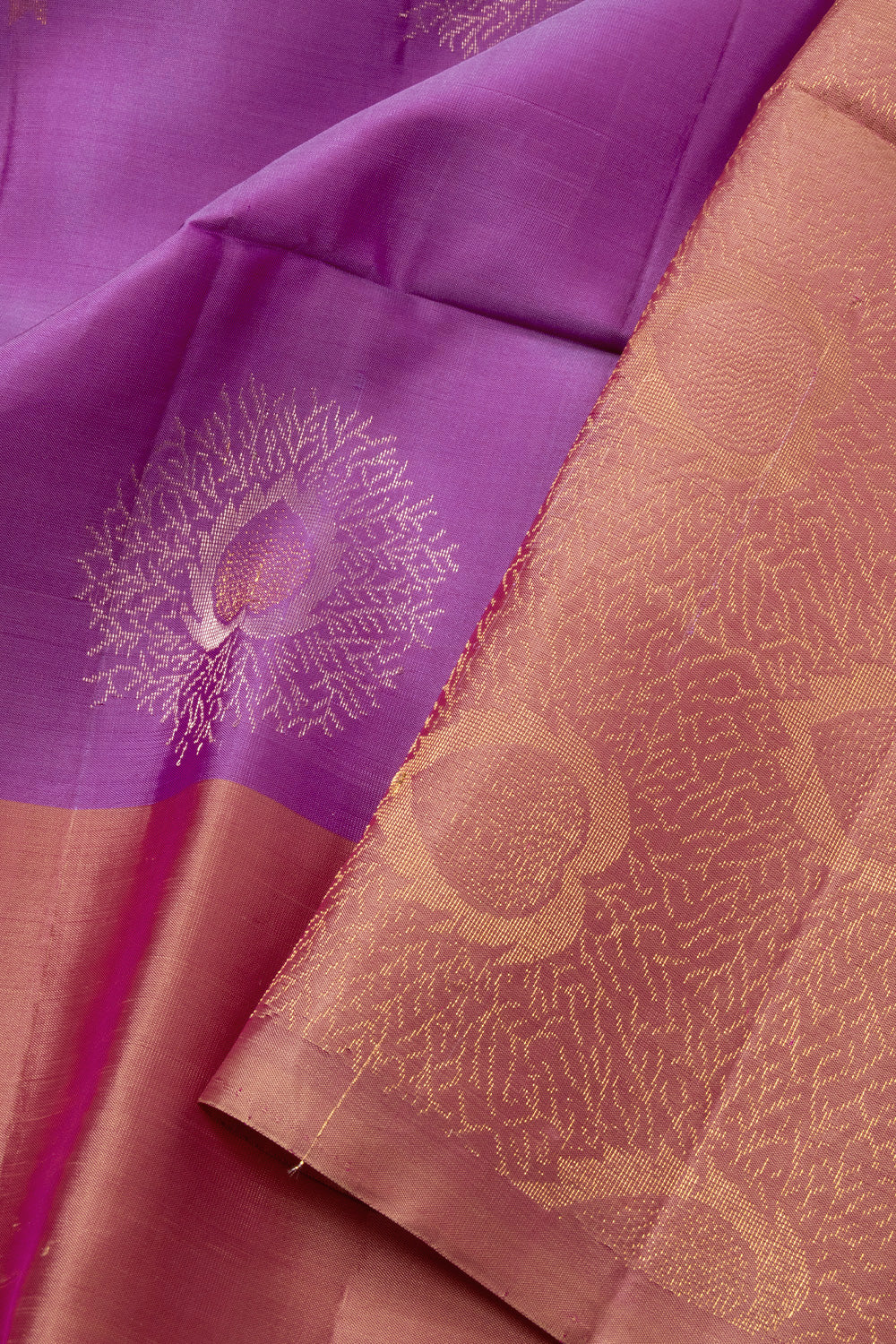 Violet Handloom Kanjivaram Soft Silk Saree 10073200