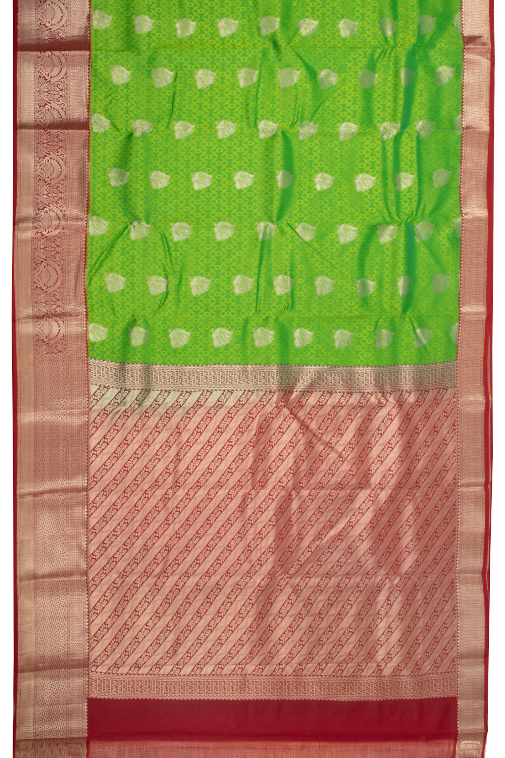 Green Handloom Kanjivaram Blended Silk Saree 10072887