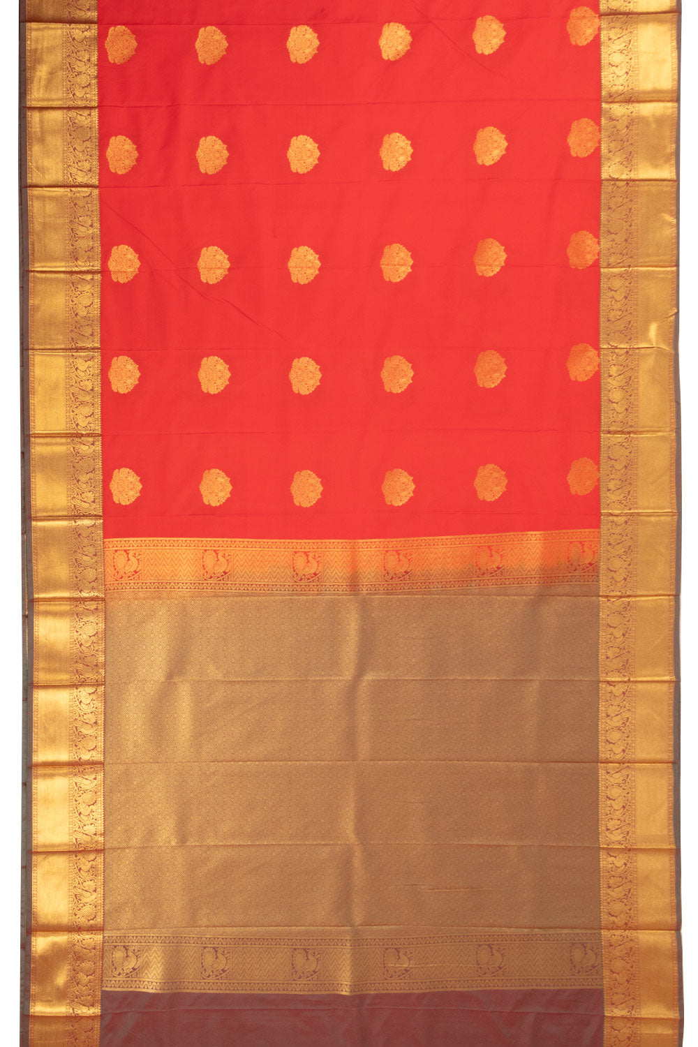 Red Kanjivaram Silk Saree with Contrast Pallu 10073880