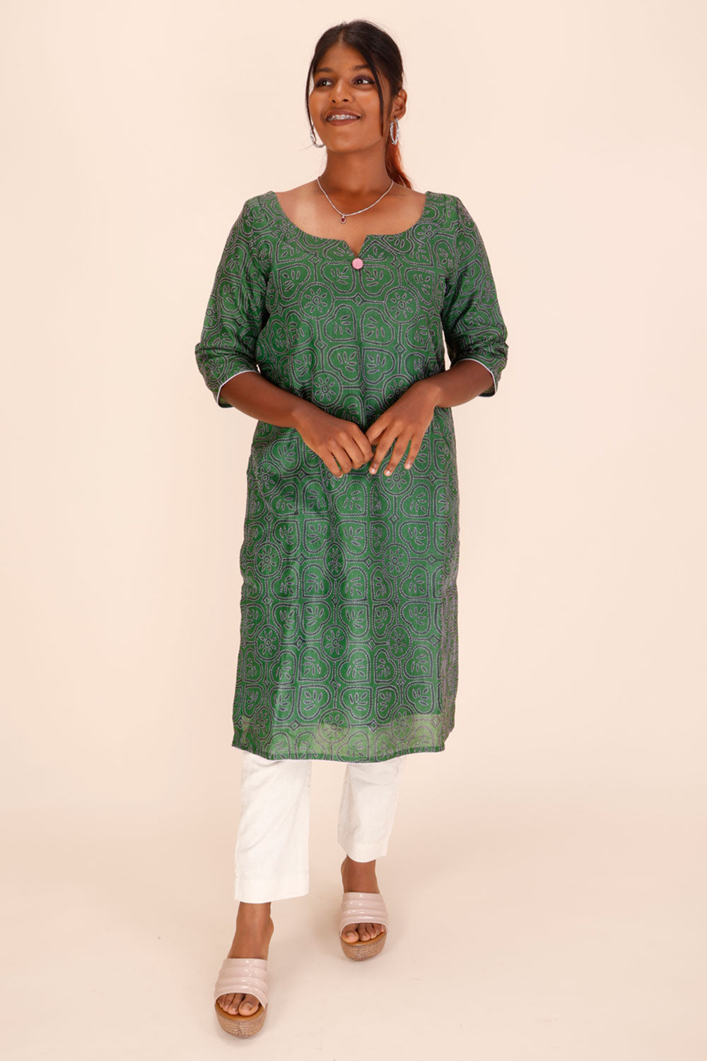  Green Kantha Embroidered Tussar Silk Kurta 10064091