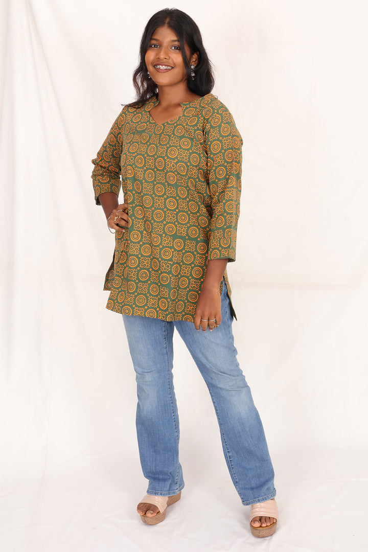 Green Gamthi Print Cotton Kurti