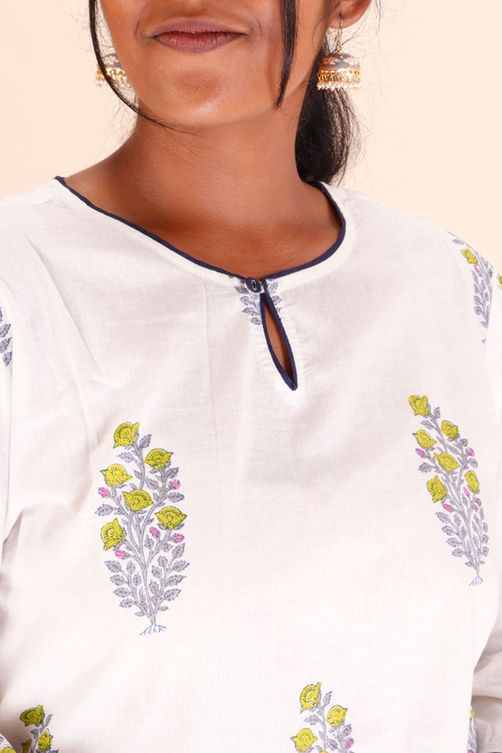 White Hand Block Printed Cotton Kurta 10024583