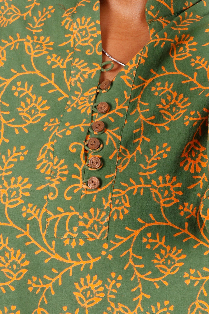 Green Gamthi Print Cotton Kurti