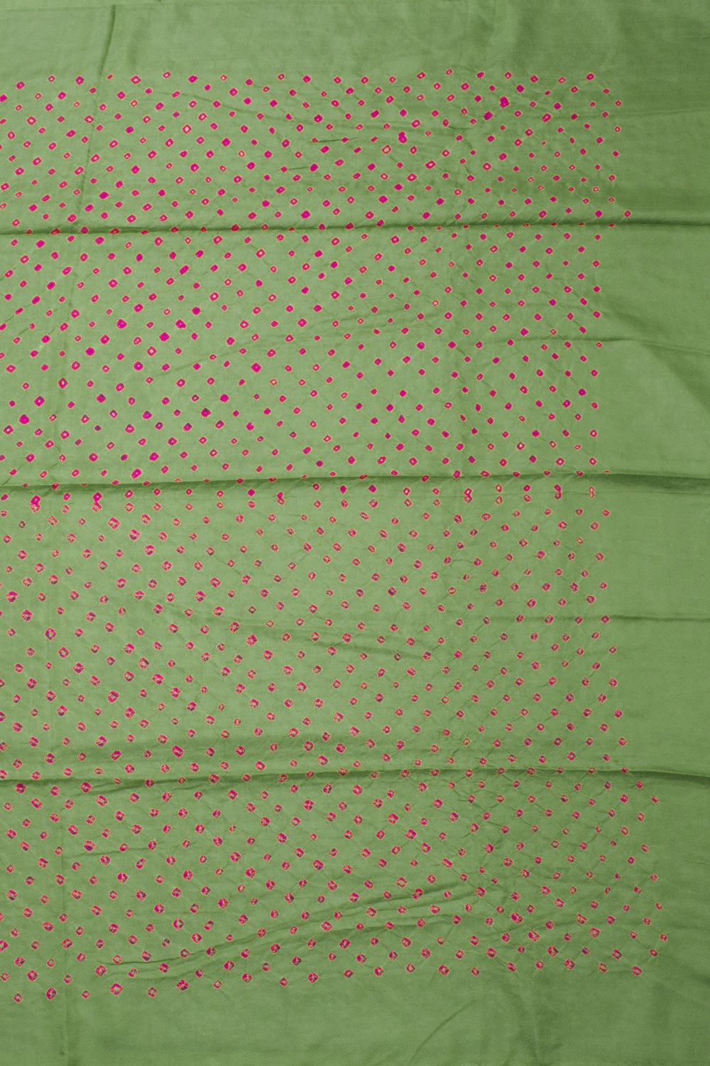 Green Mulberry Silk Saree With Contrast Blouse 10073070