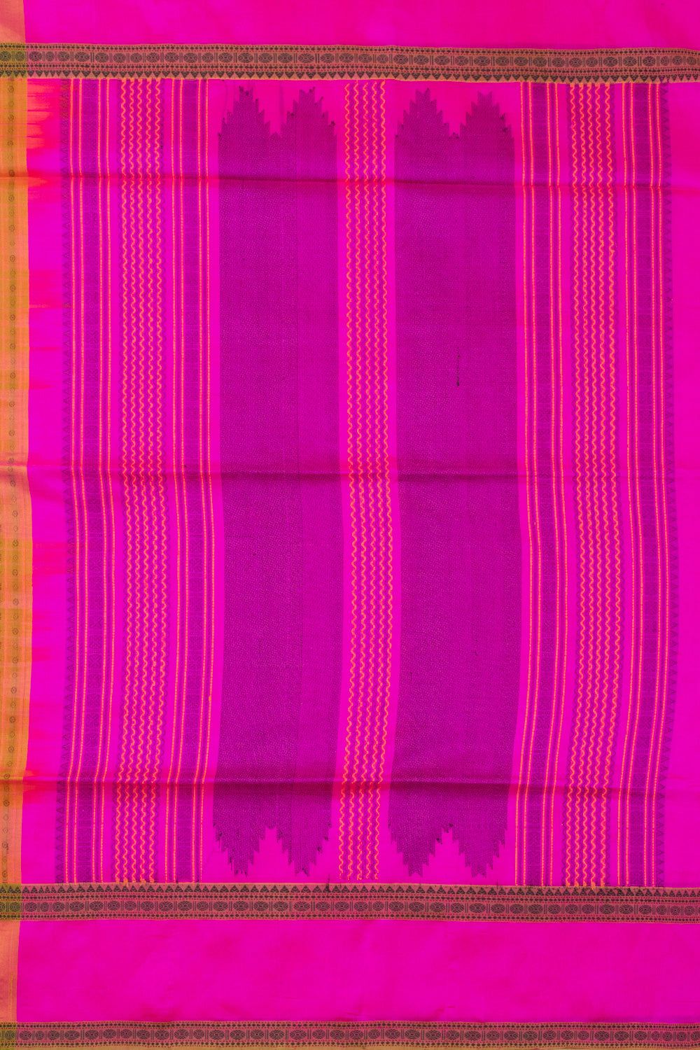 Magenta Handloom Kanchi Silk Cotton Saree 10073571