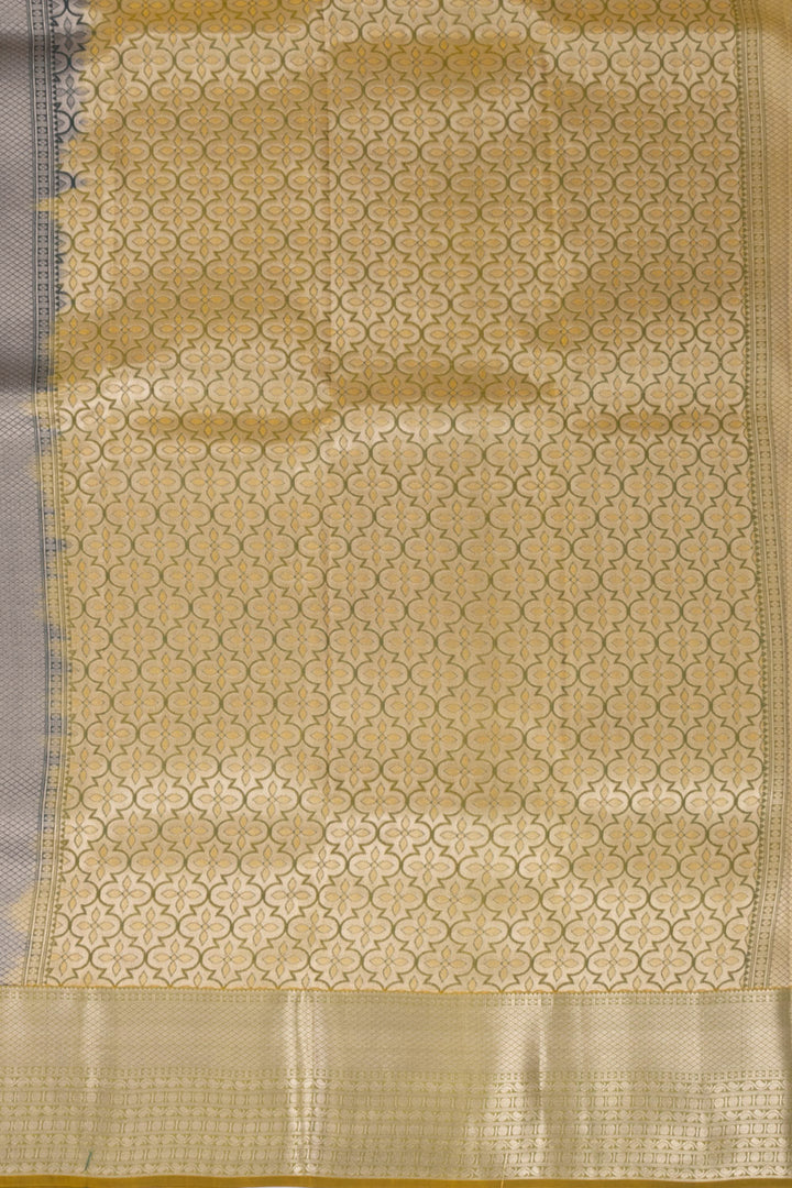 Green Handloom Kanjivaram Silk Saree 10073836