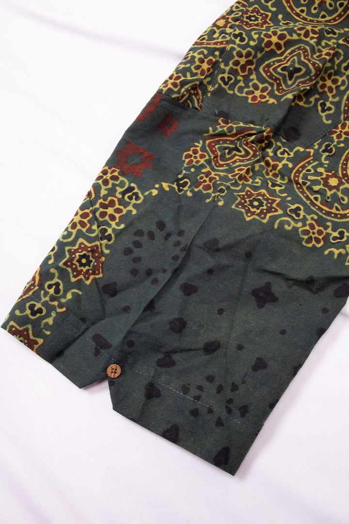 Green Half Sleeve Ajrakh Printed Cotton Mens Shirt 10073064