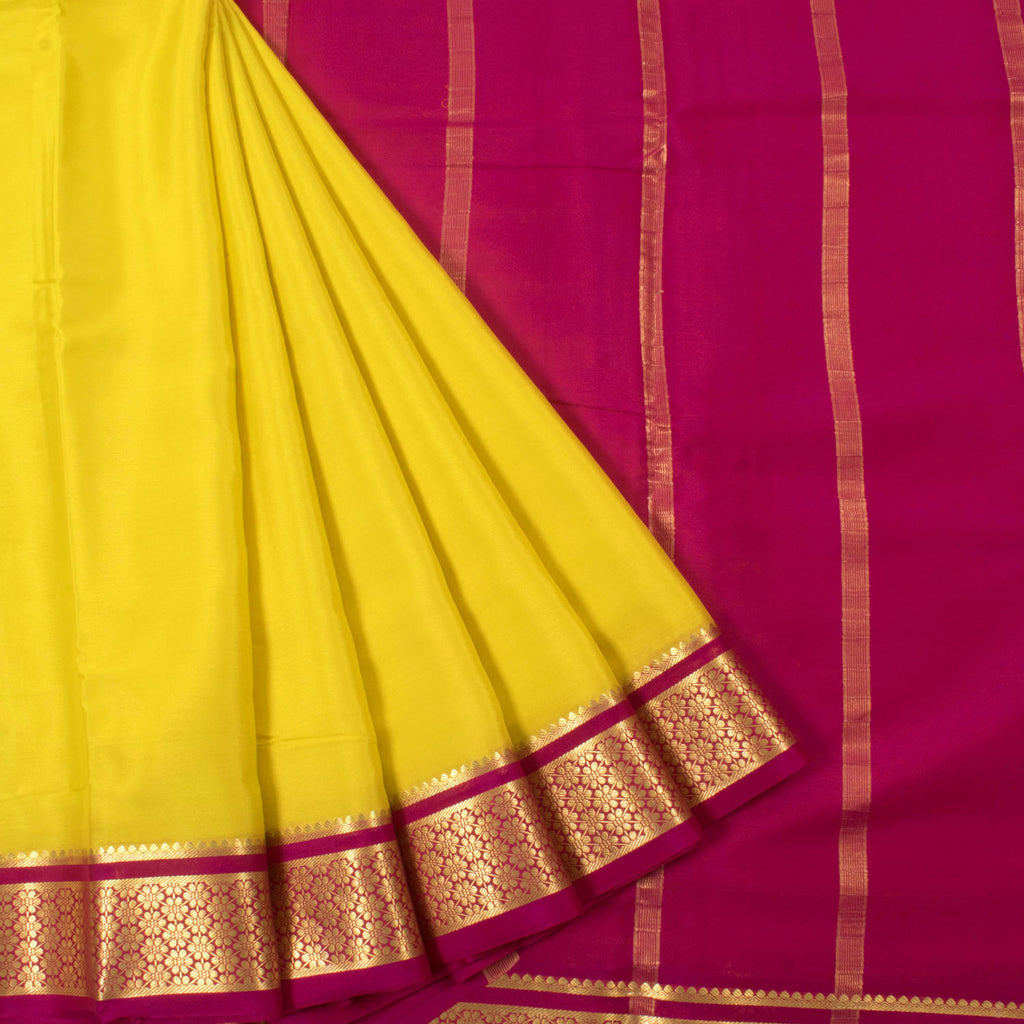 Pure Kanchipuram Handloom Silk Saree | Wedding saree blouse designs, Saree  accessories, Madisar saree