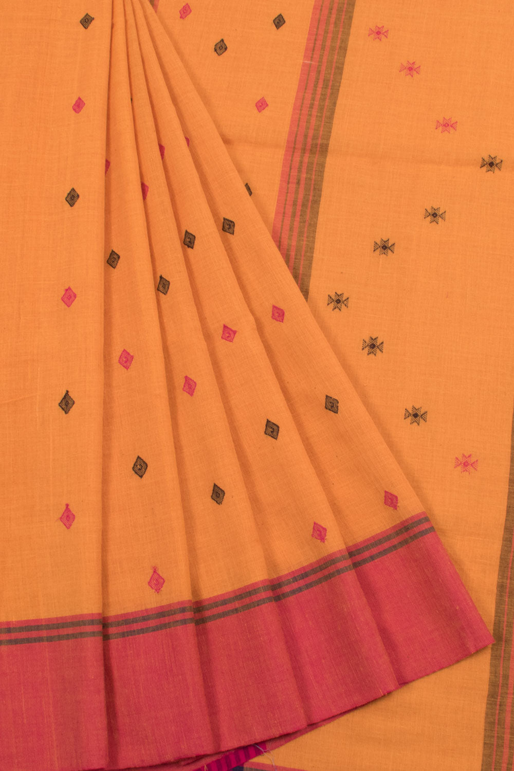 Border Red Cotton Saree Below 500, With blouse piece at best price in New  Delhi