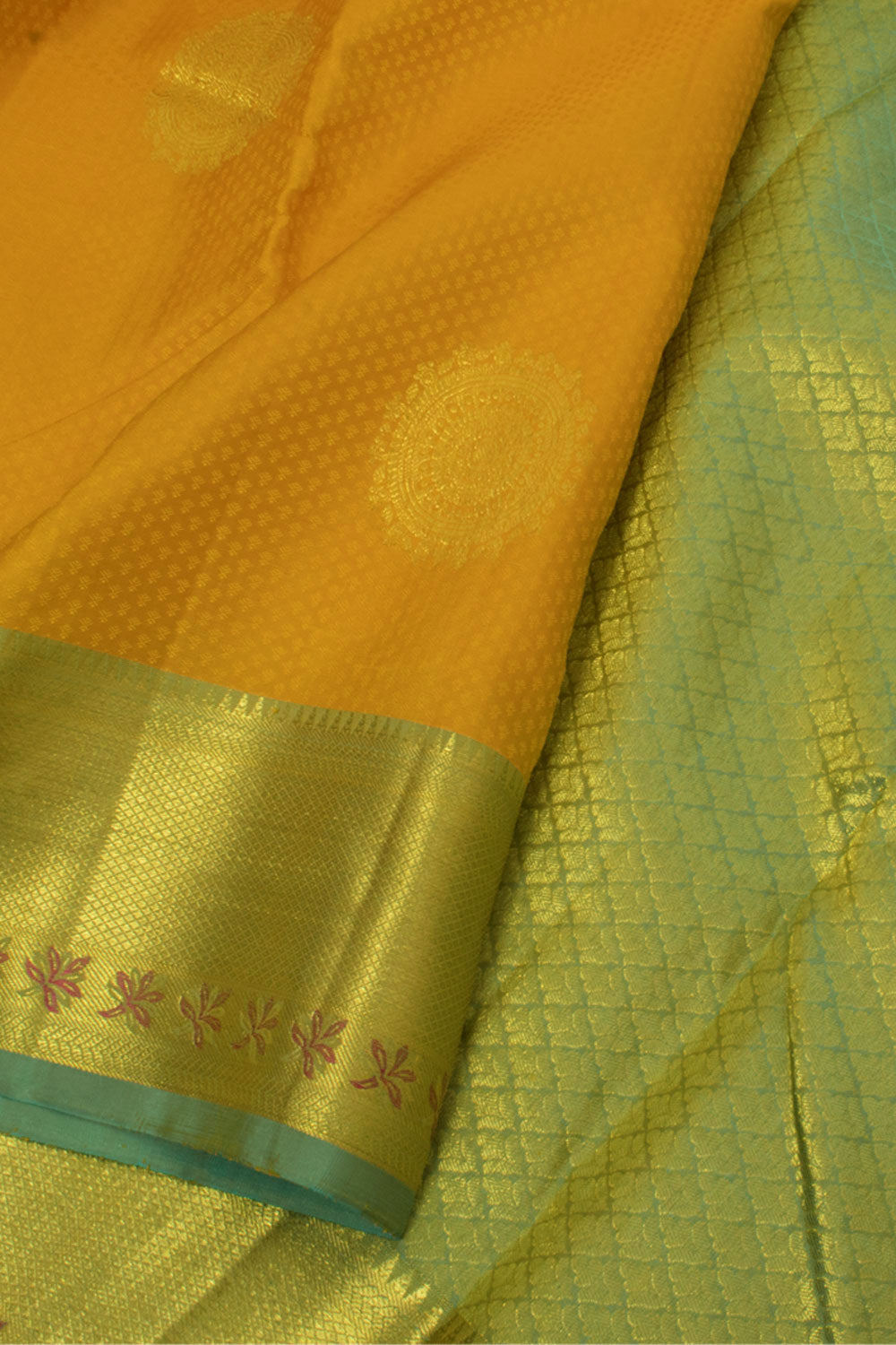 Handloom Pure Silk Jacquard Kanjivaram Saree 10057790 – Avishya.com