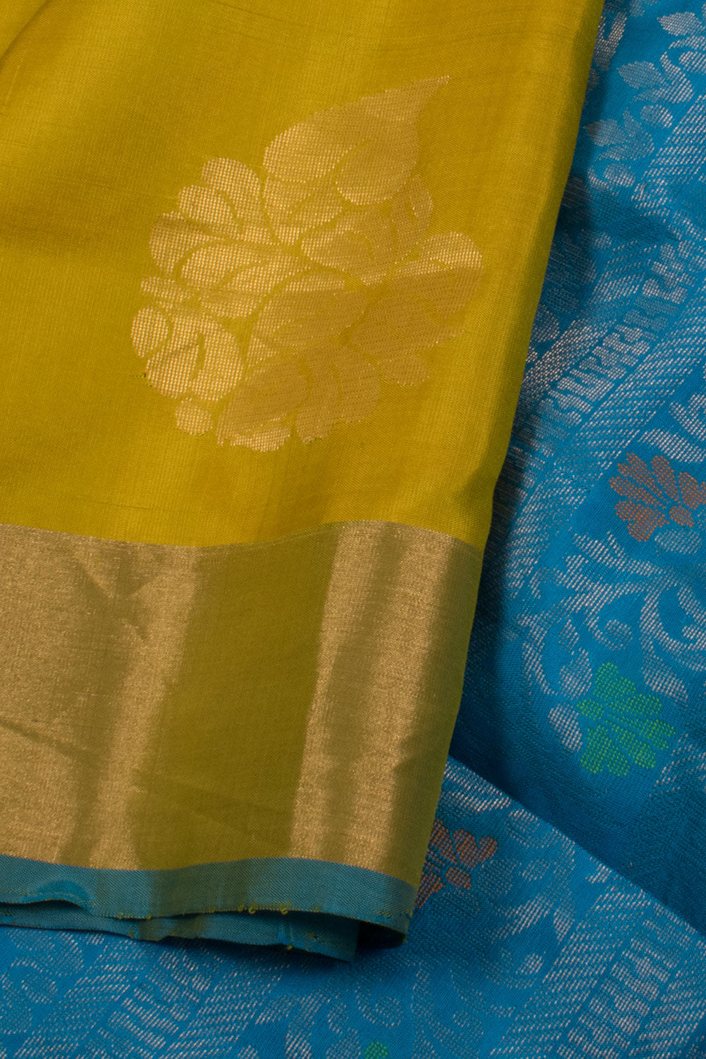 Salem Soft Silk Saree 10058910